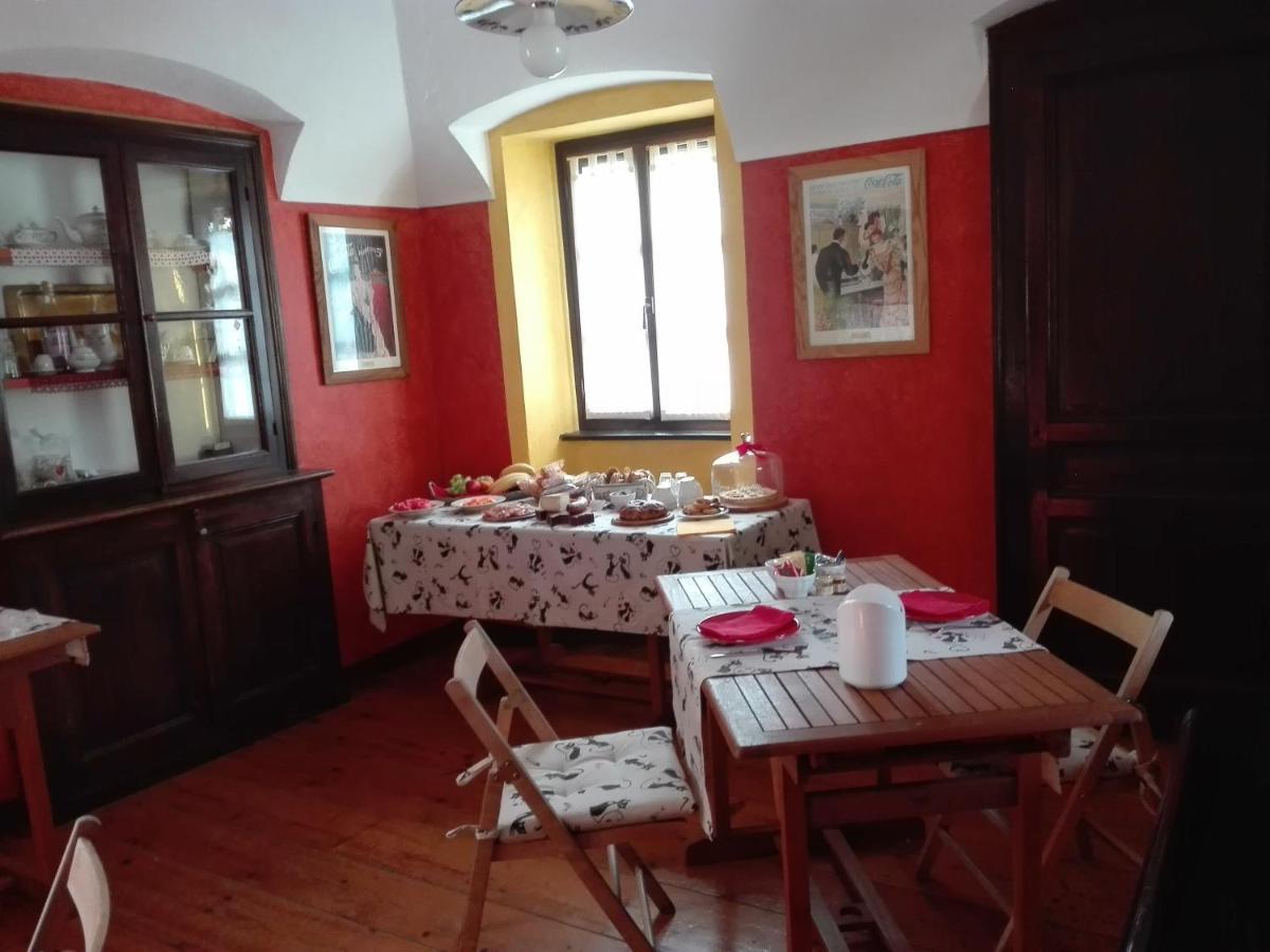 B&B "La Baita Delle Coccinelle" Варалло Экстерьер фото
